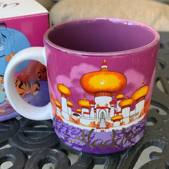 NEW with box Disneys Alladin Mug - Picture 3 of 6